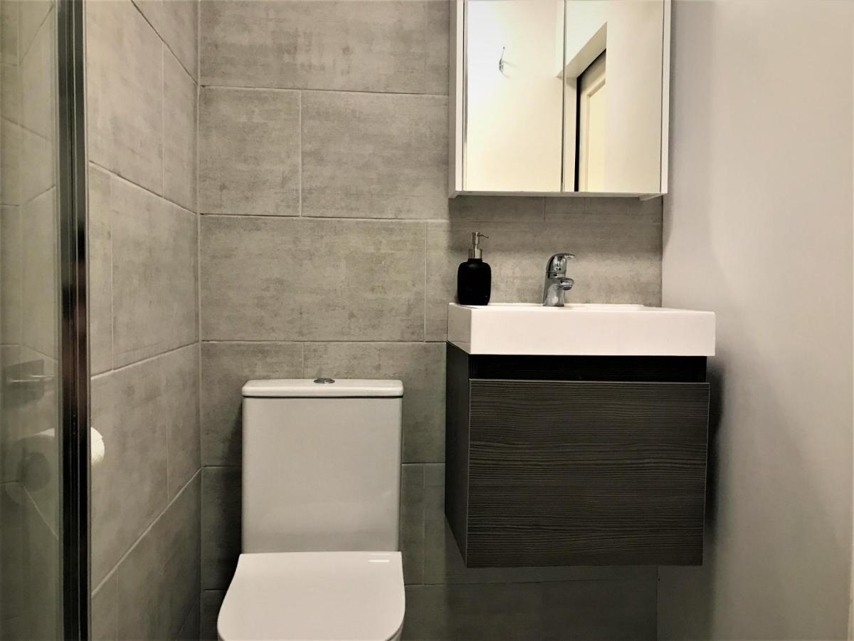 Bijou Annexe, Sea View, Private Entrance & Parking - Folkestone Hotel Екстериор снимка